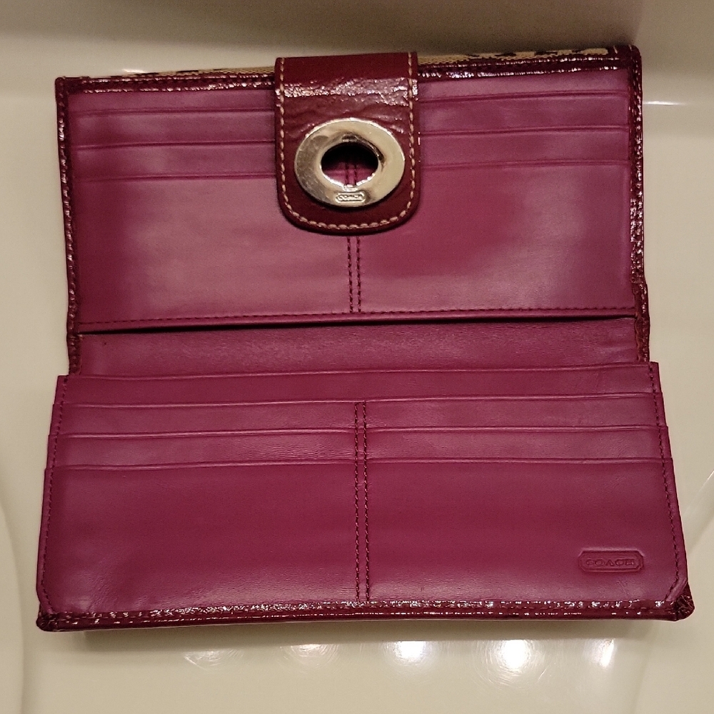 Coach Brown and Burgundy/Pink Wallet Signature Collection - Picture 5 of 14